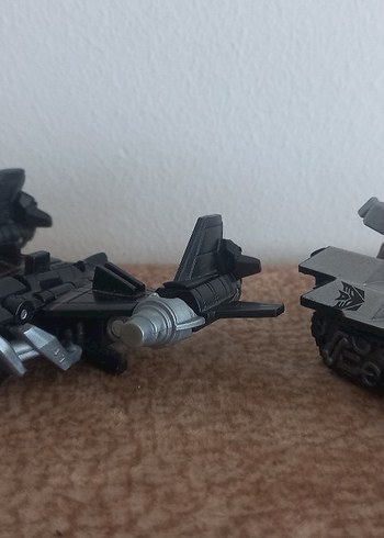 Transformers mini Jetfire ve Megatron