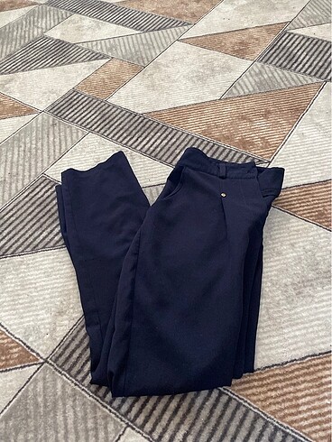 Trendyol & Milla Lacivert kumaş pantalon