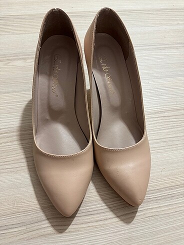 40 Beden Stiletto