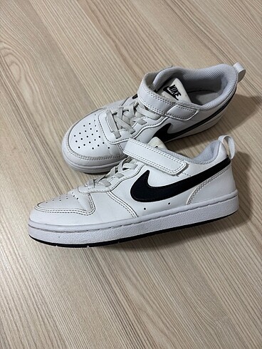 33 Beden Nike çocuk spor ayakkabı