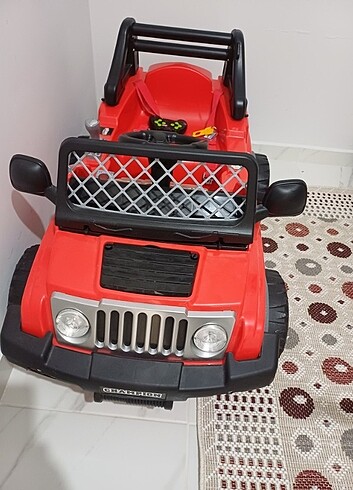Beden Pilsan 12 v akülü araba