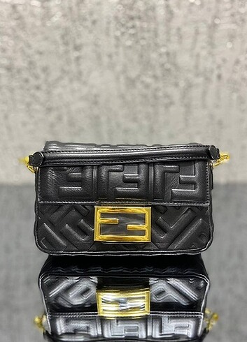 Fendi Fendi Baguette
