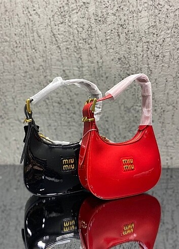  Beden çeşitli Renk Miu Miu Hobo Bag 