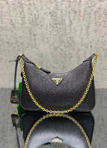 Beden çeşitli Renk Prada Re-Edition