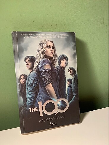  The 100 (Serinin ilk kitabı)