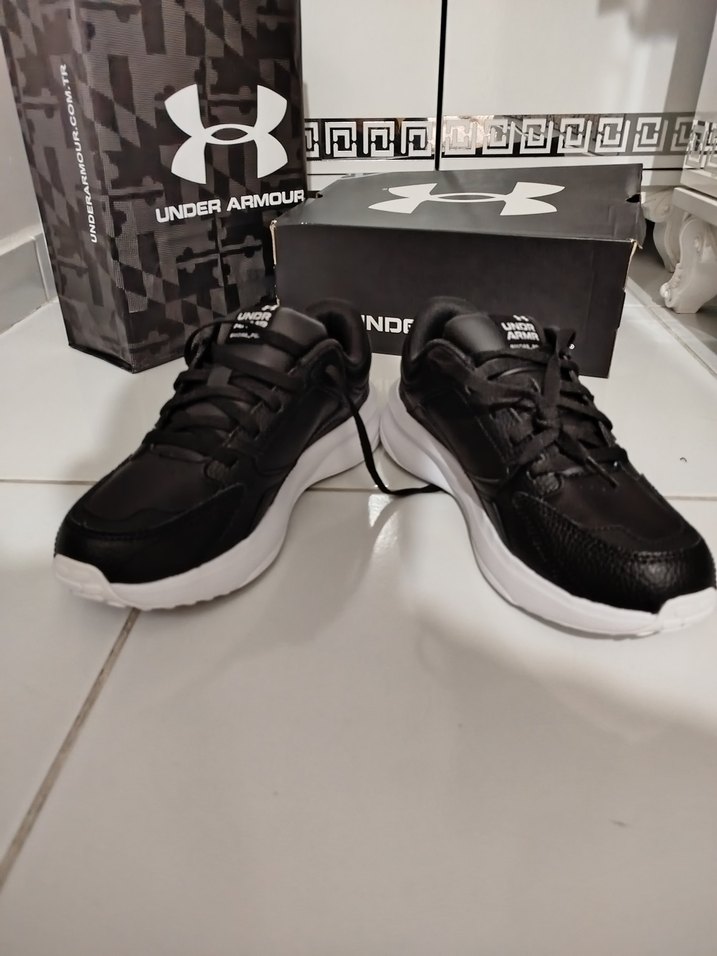 Under Armour Siyah Erkek Spor Ayakkabısı 43 - Görsel 3