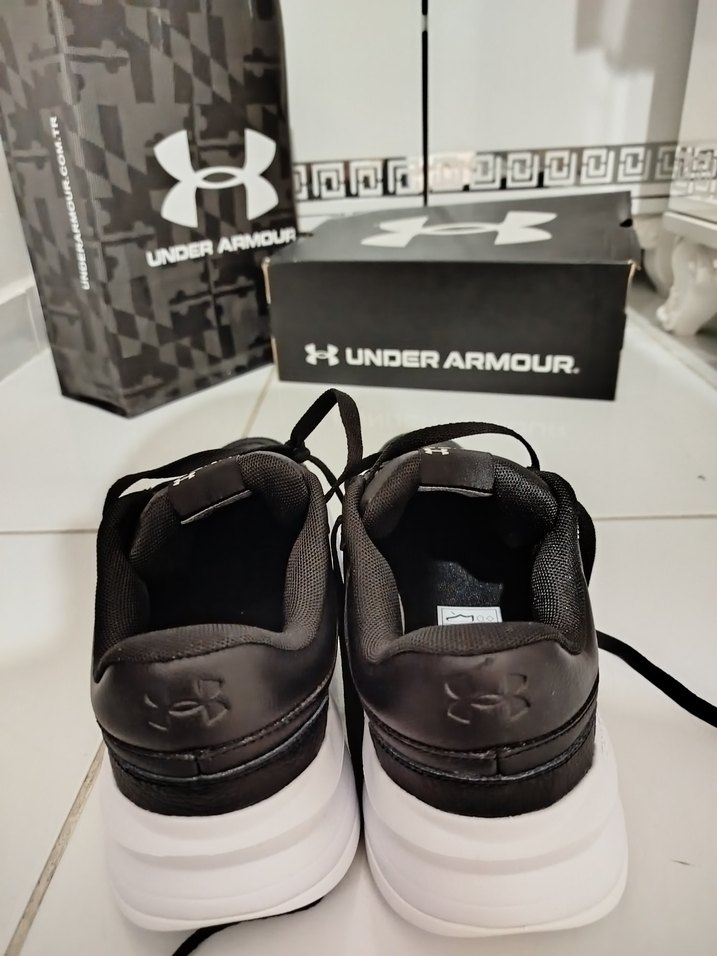 Under Armour Siyah Erkek Spor Ayakkabısı 43 - Görsel 5