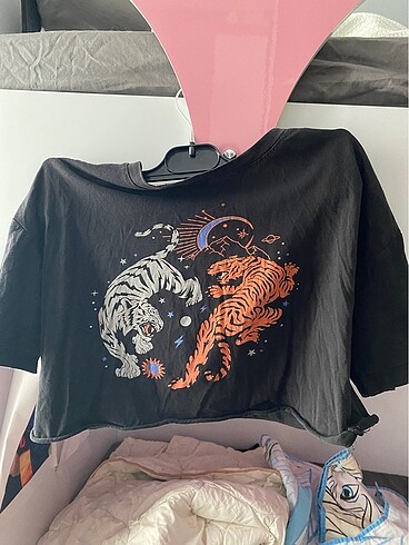 Siyah crop