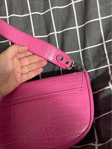 Fuşya sert kapak pembe croco desenli