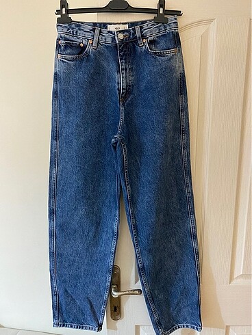 Mango jean