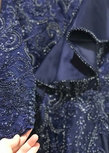 Lacivert İşlemeli Uzun Kollu Abiye Elbise - Görsel 3