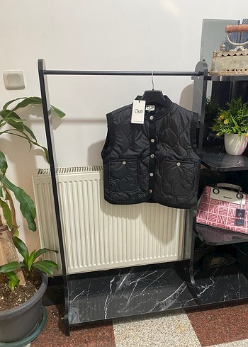 Beymen Club Siyah Kapitoneli yelek - Görsel 6