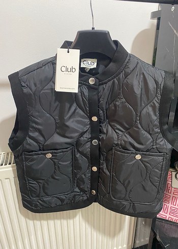 Beymen Club Siyah Kapitoneli yelek - Görsel 5