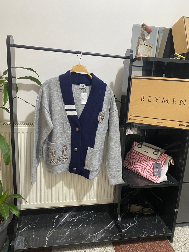 BEYMEN Gri Nakışlı Örgü Kadın Hırka - Görsel 2