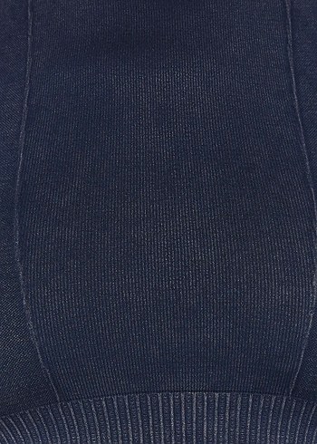 Yüksek Yakalı Spor Crop Top - Görsel 6