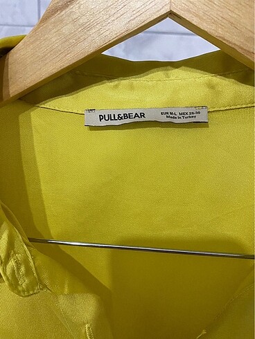 m Beden PULL&BEAR saten gömlek