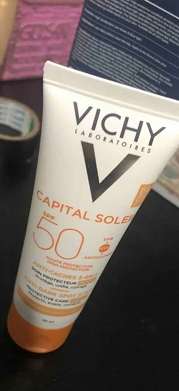 Vichy güneş kremi