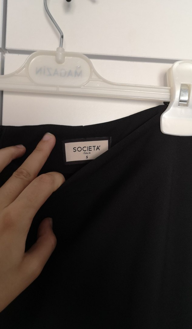 Siyah Uzun Kadın Etek - Görsel 3