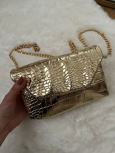 Zara model krokodil zincirli çanta