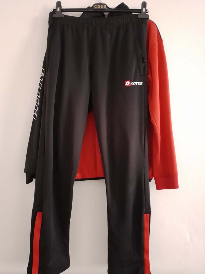 Kırmızı Siyah Erkek  Eşofman Takımı lotto marka cepli m beden - Görsel 5