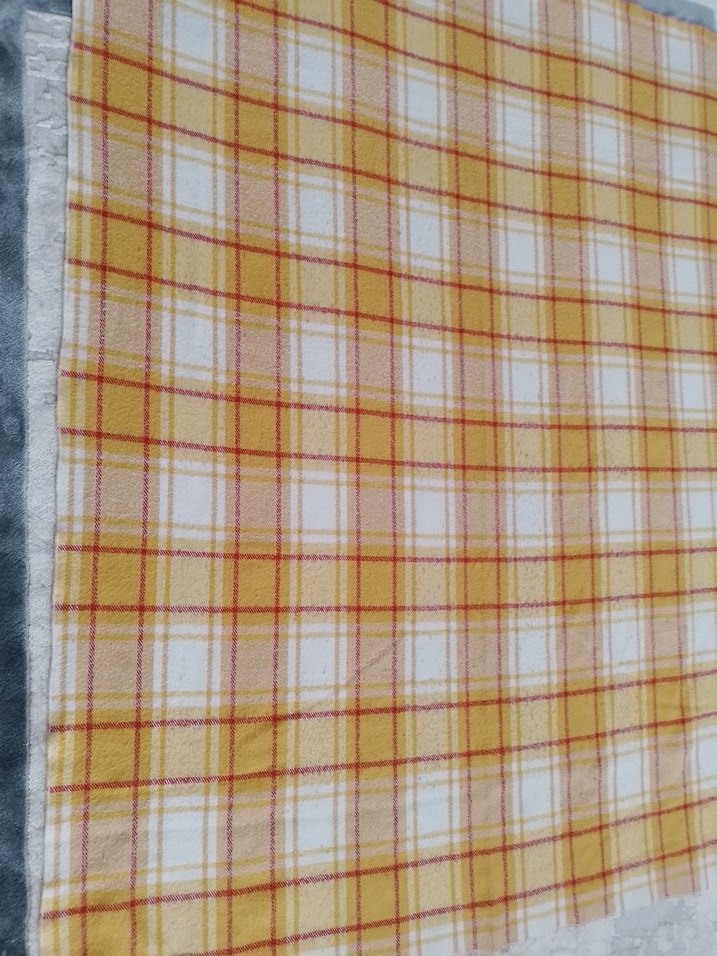 Sarı Kareli Masa Örtüsü çarşaf koltuk örtüsü çok amaçlı 2 adet - Görsel 4