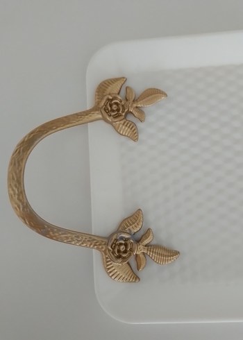 Beyaz gold sert plastik küçük tepsi sadece kulplarda boya var - Görsel 3