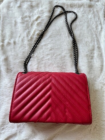 Yves Saint Laurent YSL ZİNCİRLİ ÇANTA (Orijinal değil)