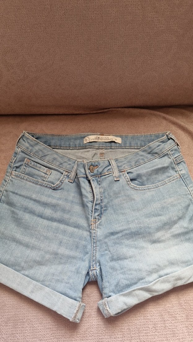 Kadın Açık Mavi Denim Mini Şort - Görsel 3