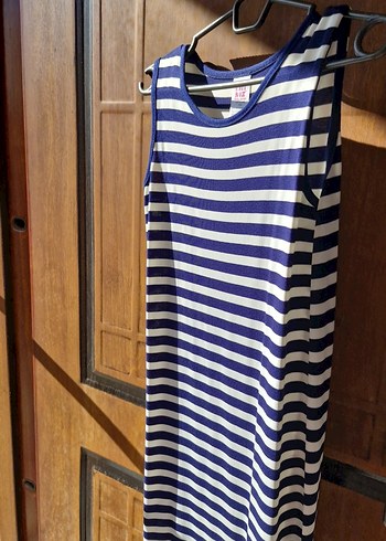 Mavi Çizgili Midi Boy Kolsuz Elbise - Görsel 3