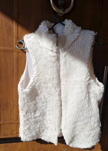 Beyaz Kürklü Kolsuz Kız çocuğu Yelek - Görsel 2