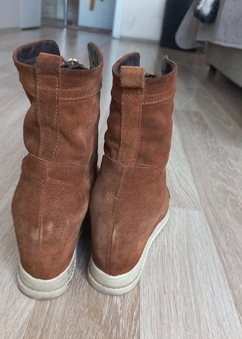 Kahverengi Süet Kadın Dolgu Topuk Bot - Görsel 4