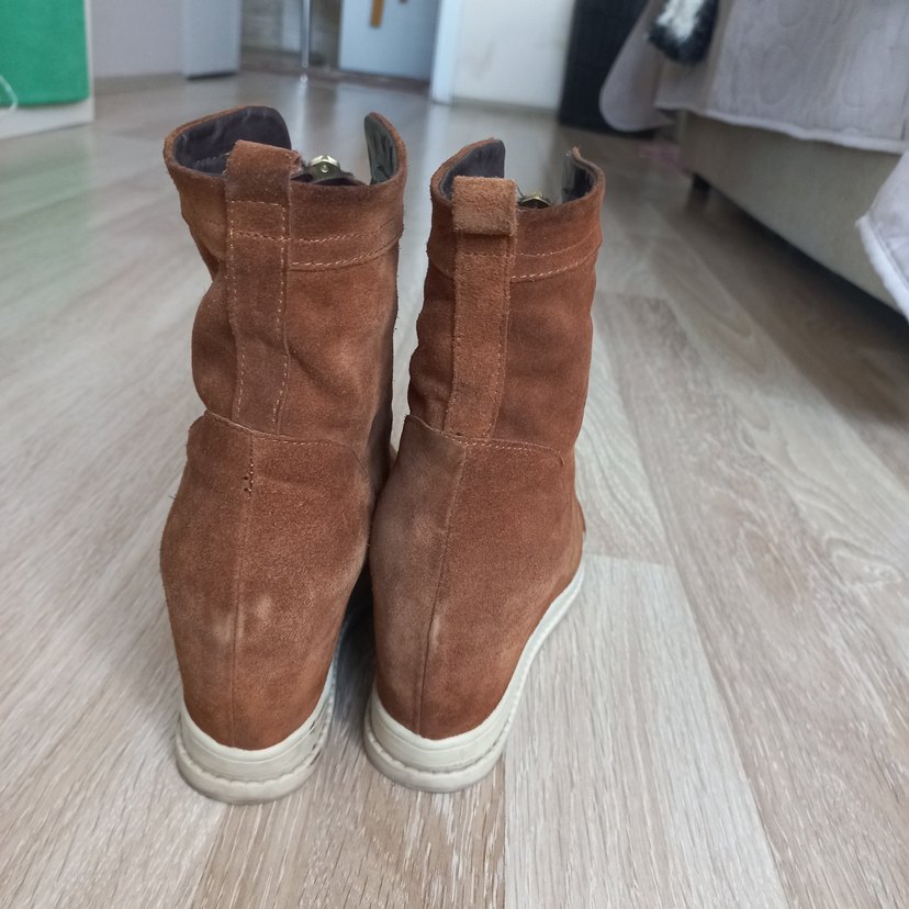 Kahverengi Süet Kadın Dolgu Topuk Bot - Görsel 4