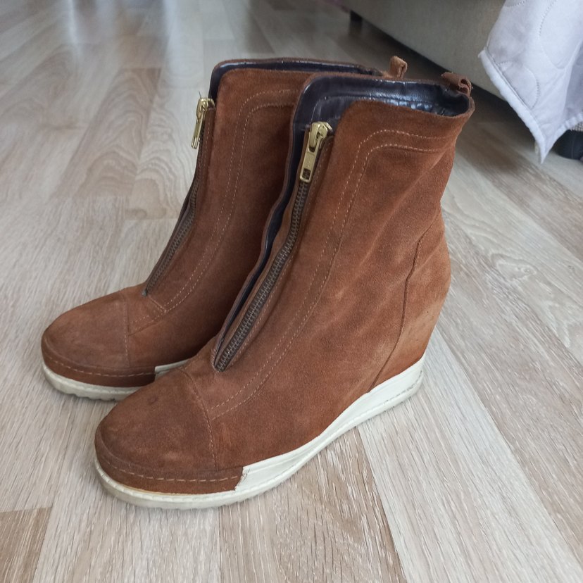 Kahverengi Süet Kadın Dolgu Topuk Bot - Görsel 3