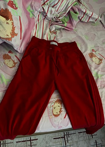 Bershka Kadın Kırmızı Eşofman
