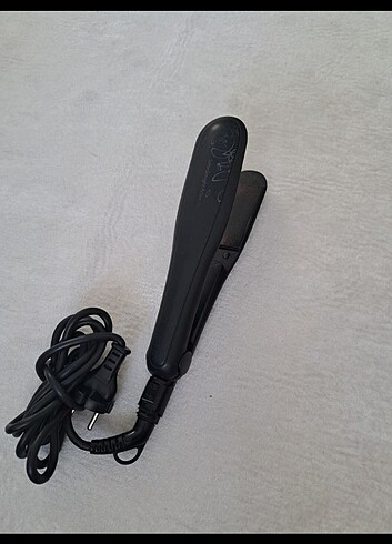 Philips ionlu duzlestirici