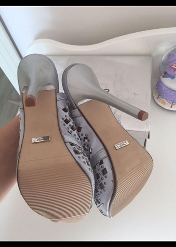 Gri Tokalı Stiletto Kadın Abiye Ayakkabı - Görsel 4