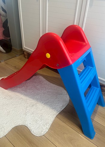 Kırmızı Çocuk Kaydırağı - Görsel 4