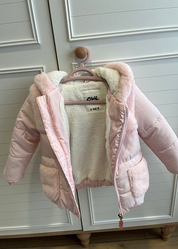 Kız Çocuk Pembe Kürklü Mont - Görsel 3