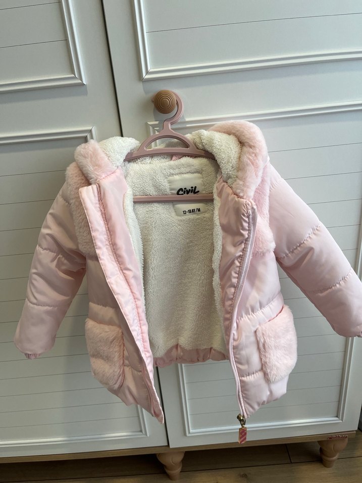 Kız Çocuk Pembe Kürklü Mont - Görsel 3