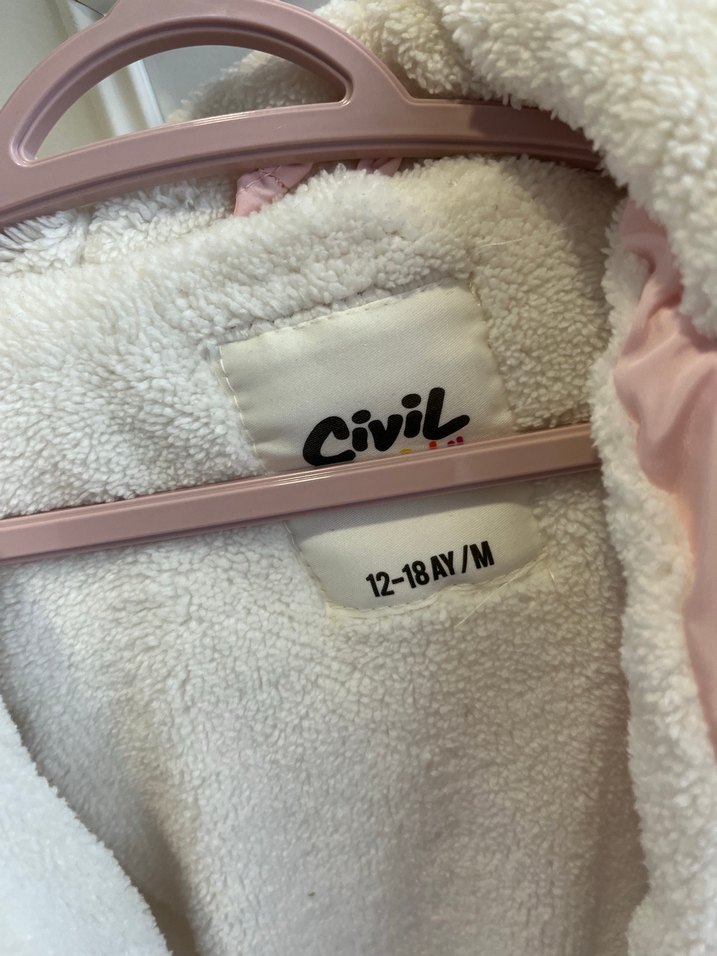 Kız Çocuk Pembe Kürklü Mont - Görsel 4