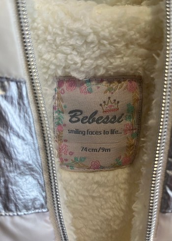 Kız Çocuk Beyaz Kapüşonlu Fermuarlı Yelek - Görsel 3