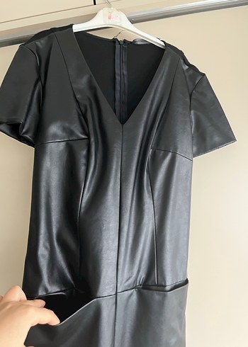 Drapeli Siyah Deri Kadın Tulum - Görsel 2