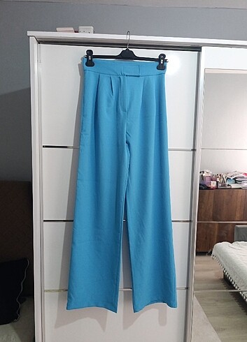 m Beden mavi Renk Pantolon 