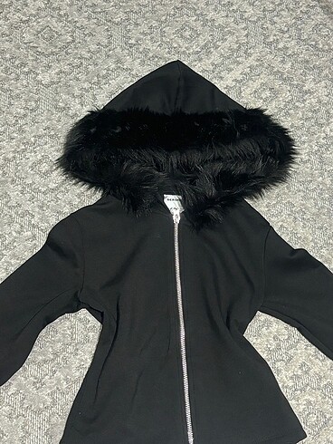 s Beden furry hirka