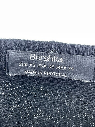 xs Beden siyah Renk Bershka Sweatshirt %70 İndirimli.