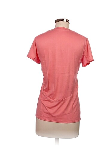 universal Beden Diğer T-shirt %70 İndirimli.