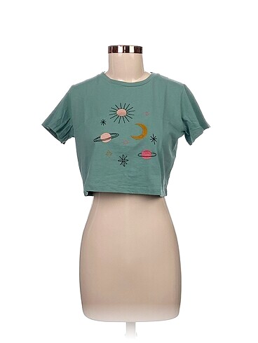 Trendyol & Milla T-shirt %70 İndirimli.