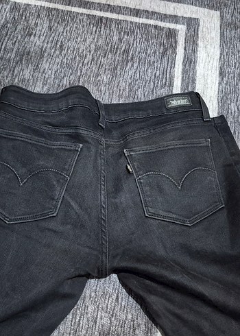 Levis Siyah Kadın Normal Kesim Denim Pantolon