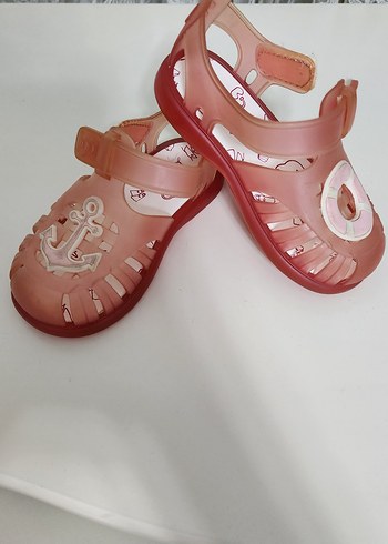 Pembe Bohem Tarzı Kız Çocuk Sandalet