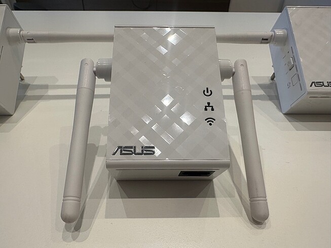Beden Asus N300 Menzil Arttırıcı